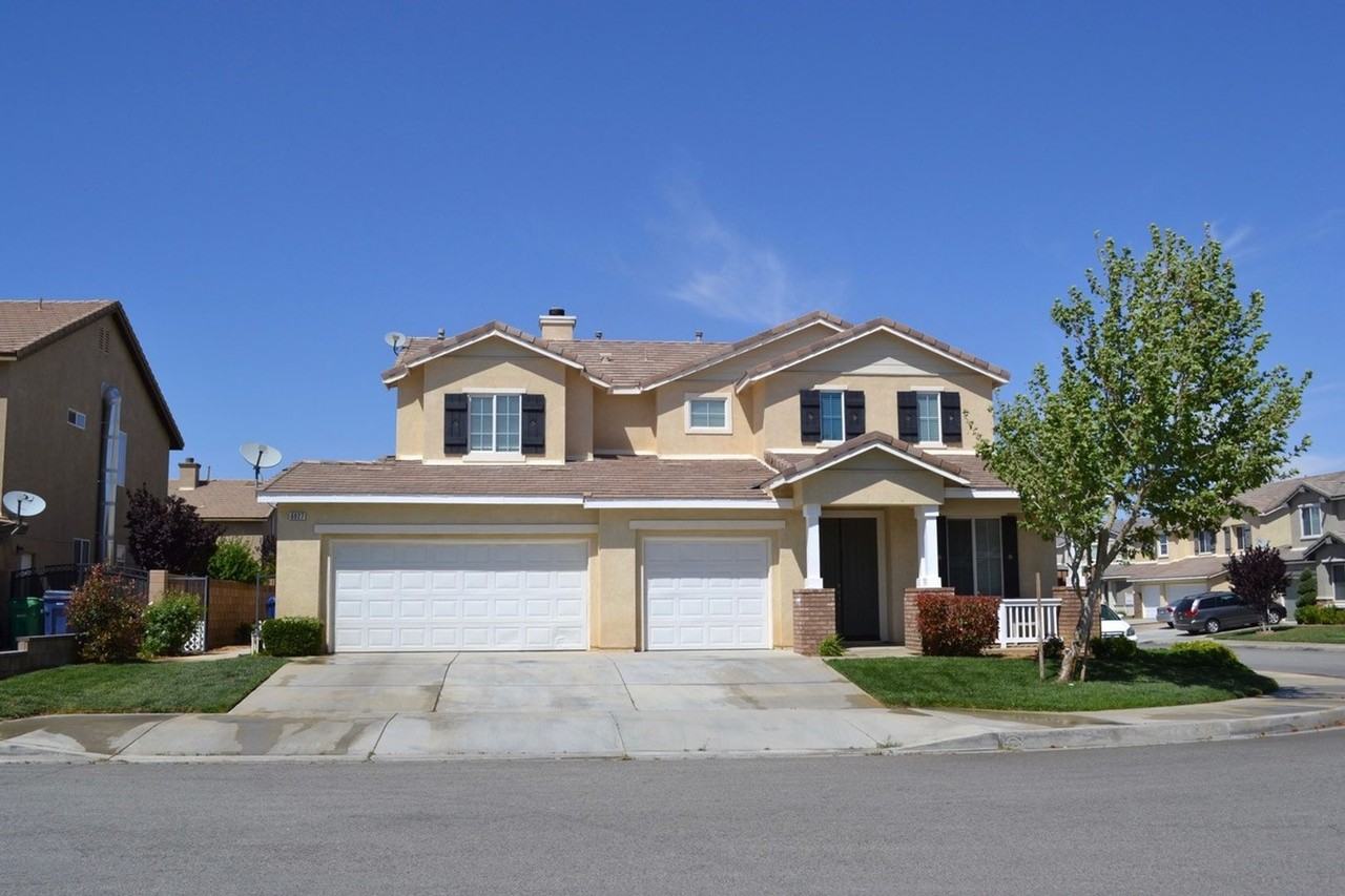 6027 Oak Fence Ln