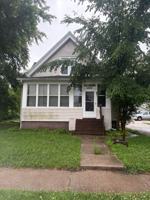 featured image of 1354 E Losey St