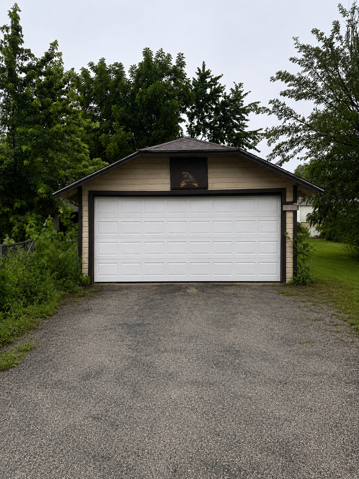 1354 E Losey St - Photo 4 of 5