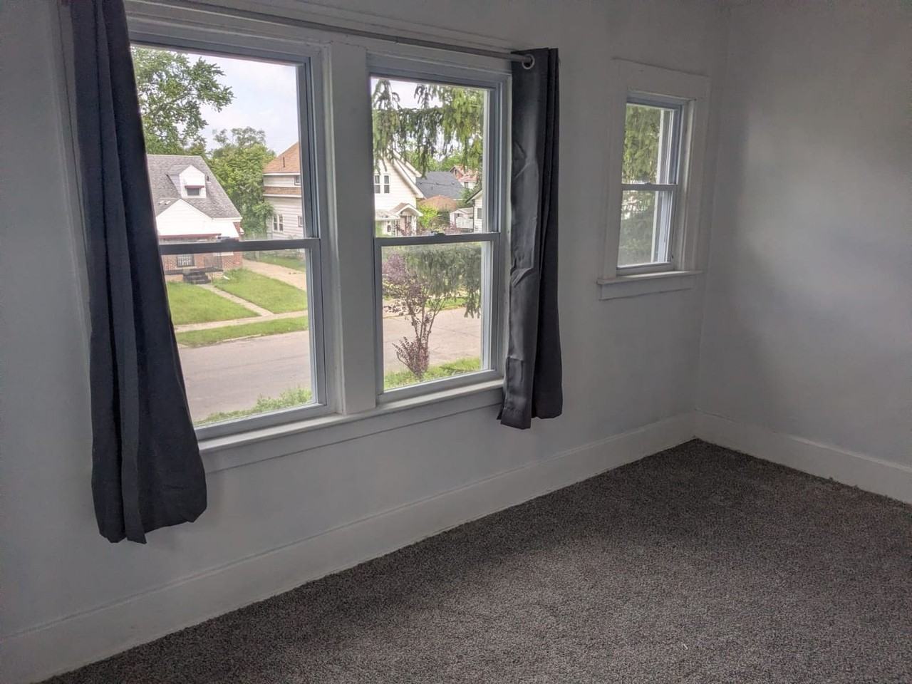 12778 Strathmoor St - Photo 3 of 10