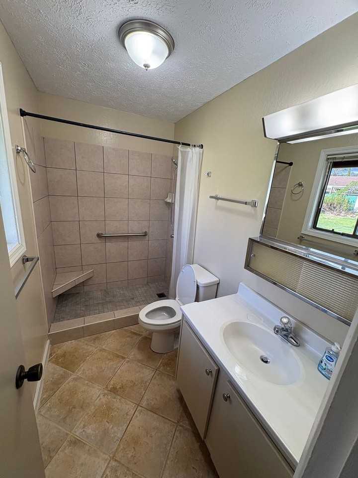 746 Makawao Ave - Photo 3 of 11
