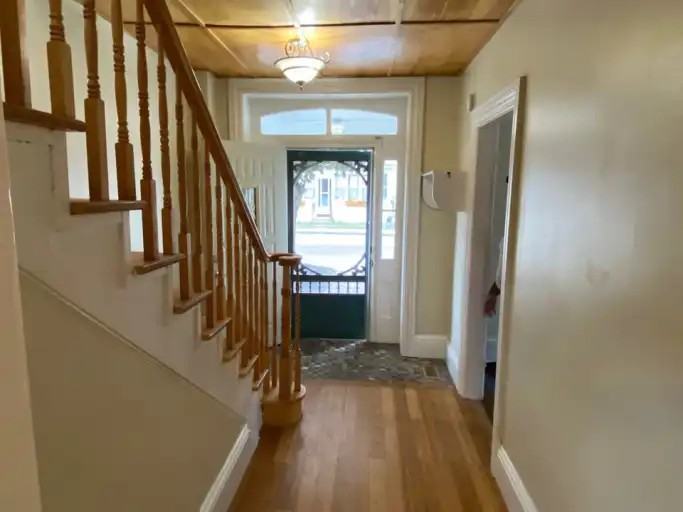 163 James St E #A - Photo 5 of 14