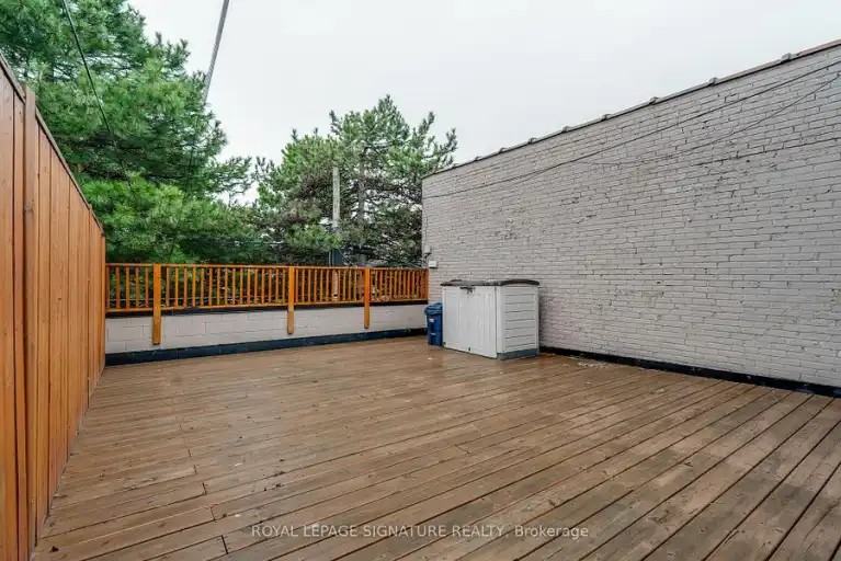 421 Danforth Ave #2 - Photo 3 of 11