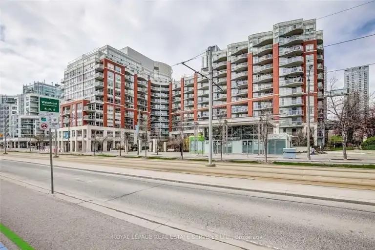 550 Queens Quay W #709 - Photo 3 of 15