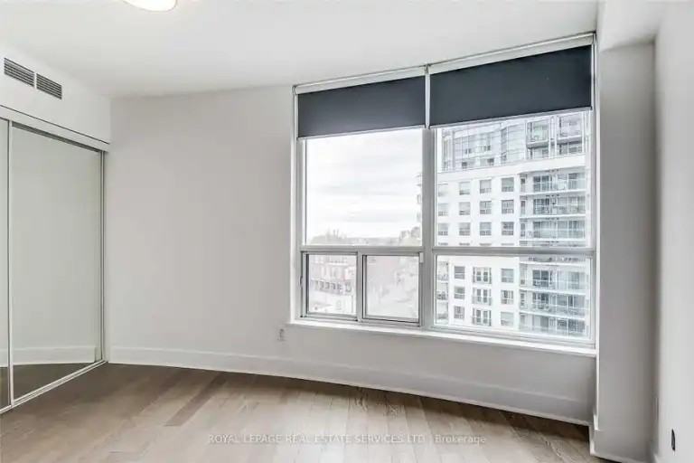 550 Queens Quay W #709 - Photo 5 of 15