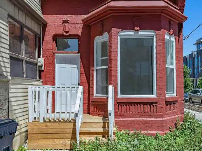 419 Dufferin St - Photo 5 of 21