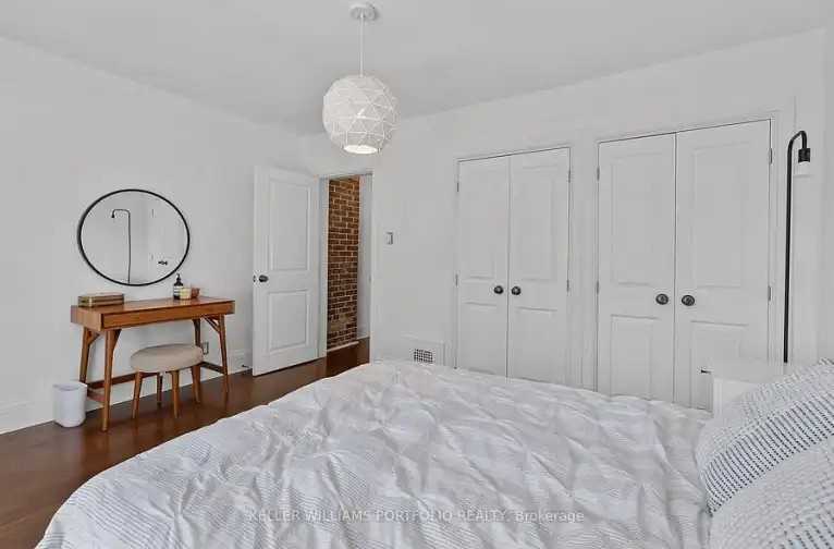 28 Tiverton Ave - Photo 2 of 25