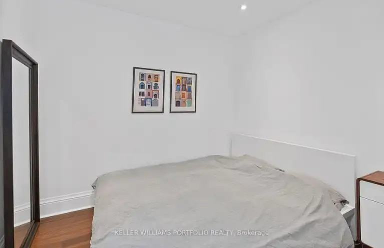 28 Tiverton Ave - Photo 3 of 25