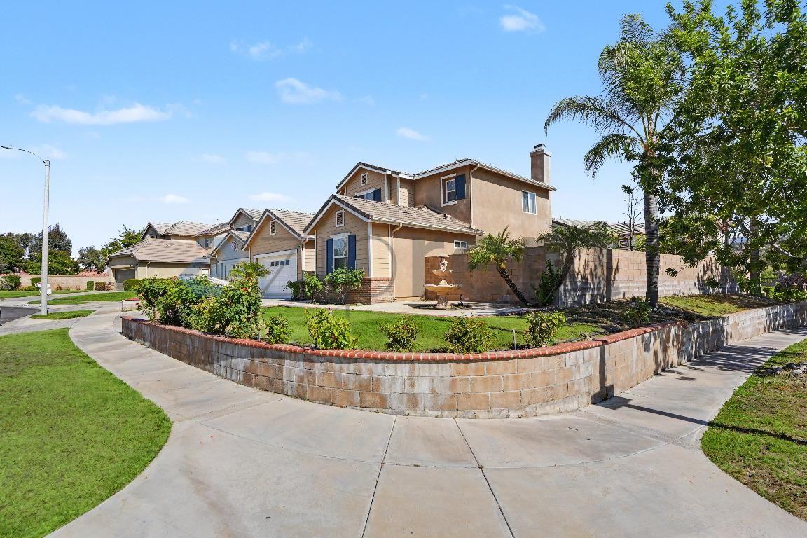 25014 Oliver Way - Photo 4 of 37