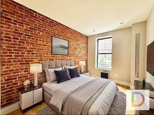 E 13th St #4C - Photo 5 of 19