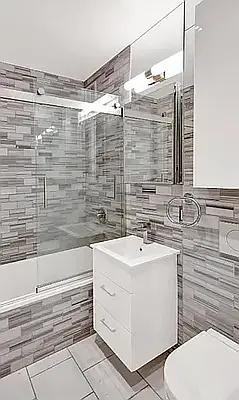 E 13th St #2C - Photo 5 of 20