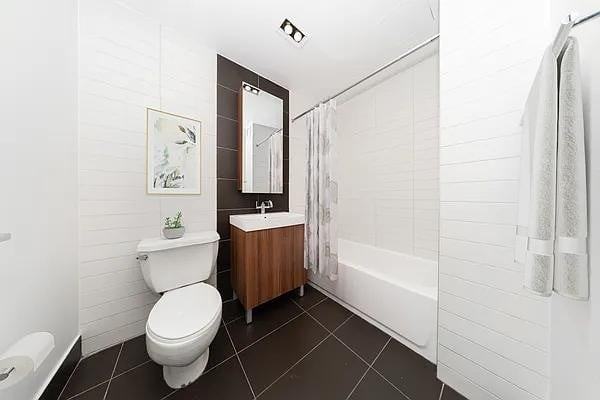 John St #1601 - Photo 4 of 20