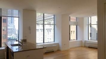 featured image of Hanover Sq #08L