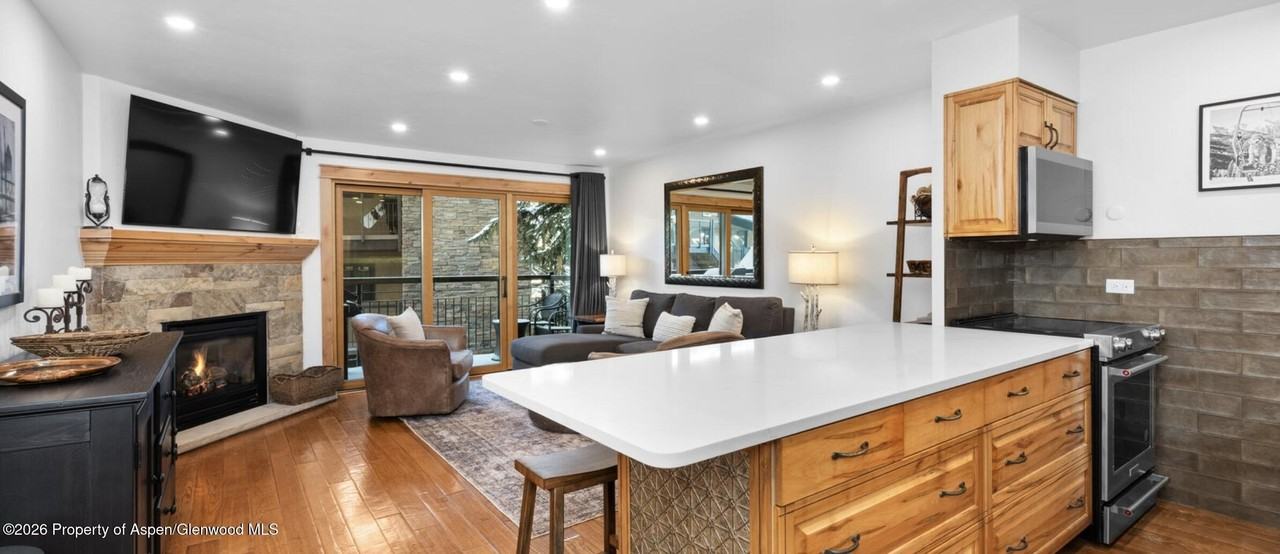 400 Wood Rd #2113H - Photo 2 of 24