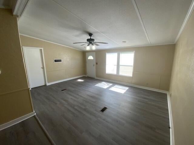 2221 Nina St - Photo 5 of 22