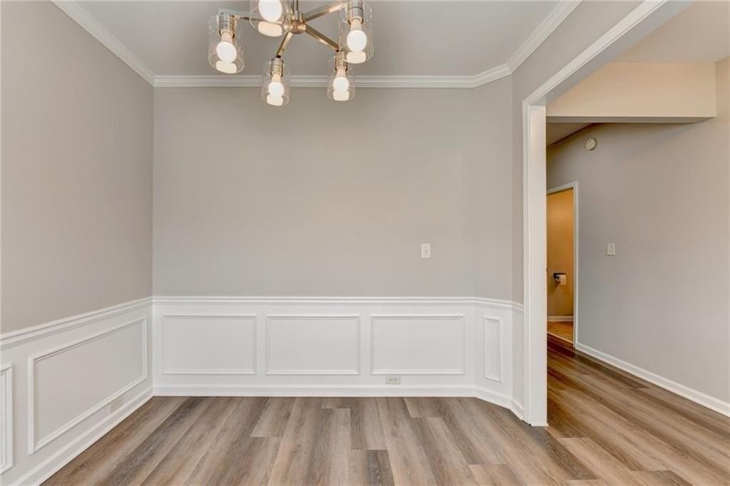 2208 Staunton Dr - Photo 7 of 49