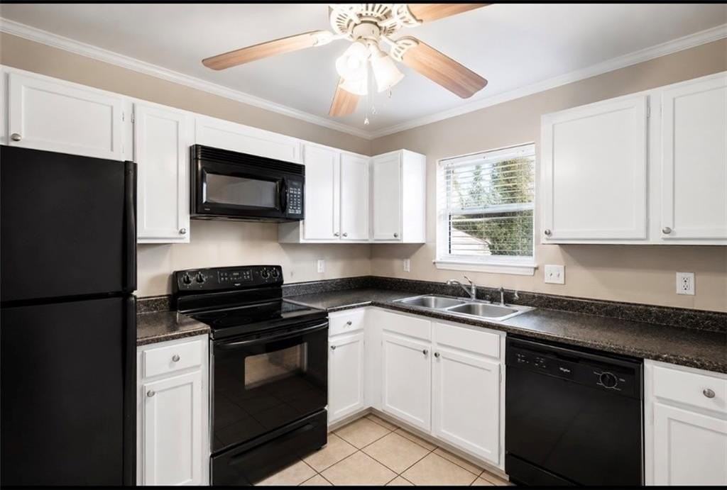 2390 Newport Lndg - Photo 4 of 16