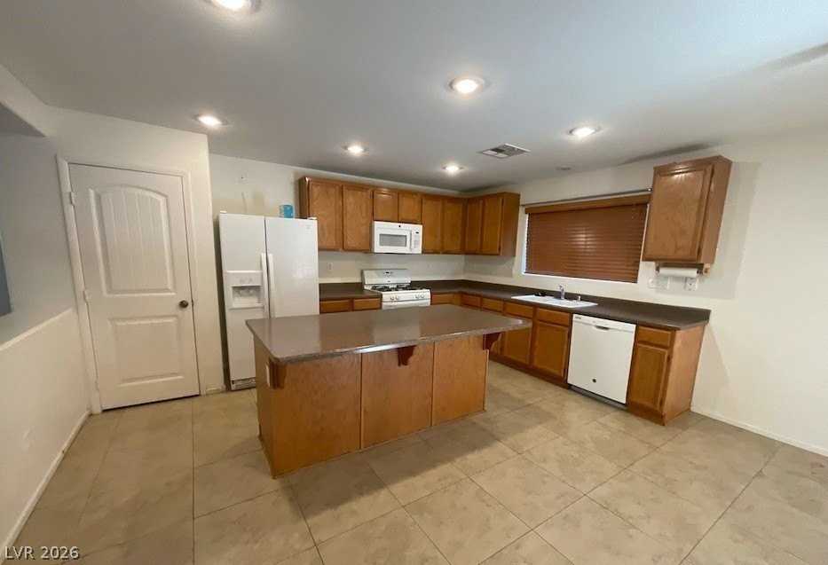11550 Elcadore St - Photo 4 of 20