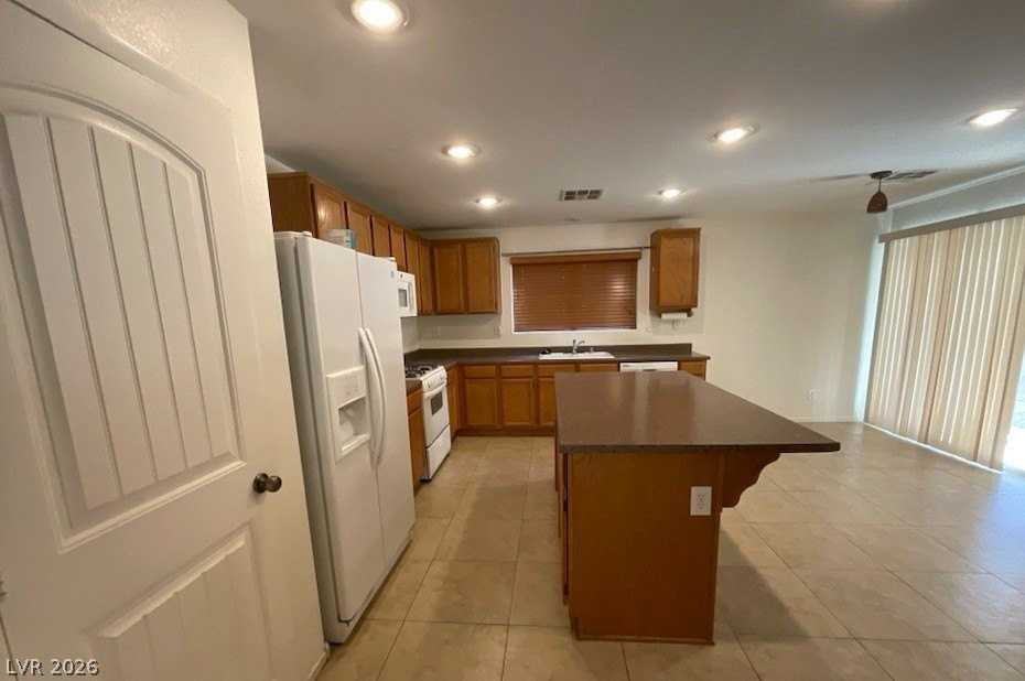 11550 Elcadore St - Photo 5 of 20