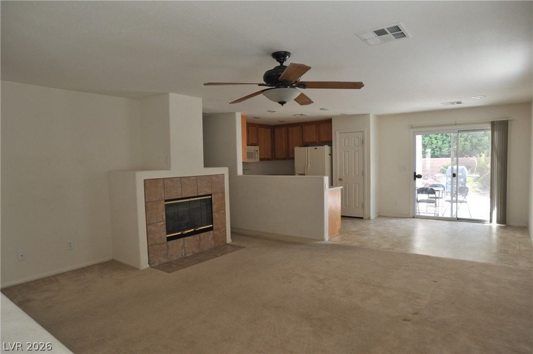 8228 Corset Creek St - Photo 3 of 19