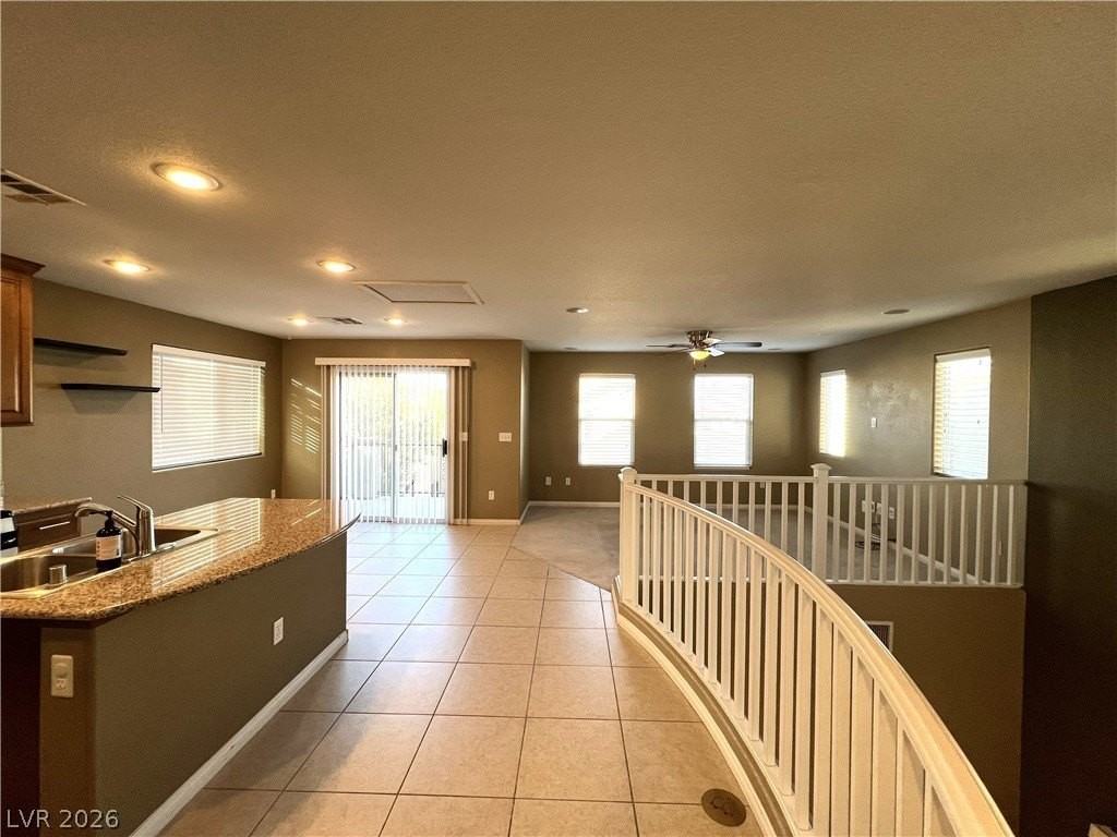 8154 Sandy Slope Ct - Photo 5 of 44