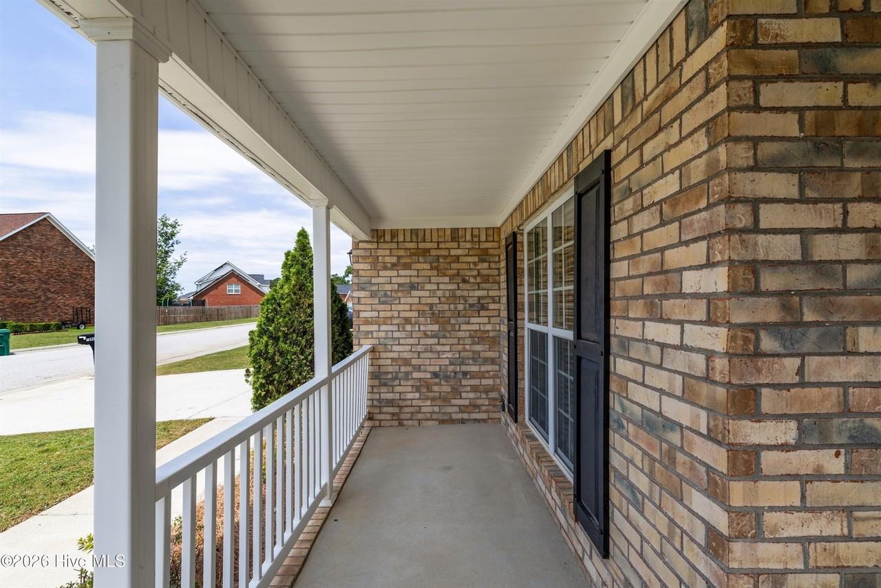 7598 Pleasantville Way - Photo 6 of 50