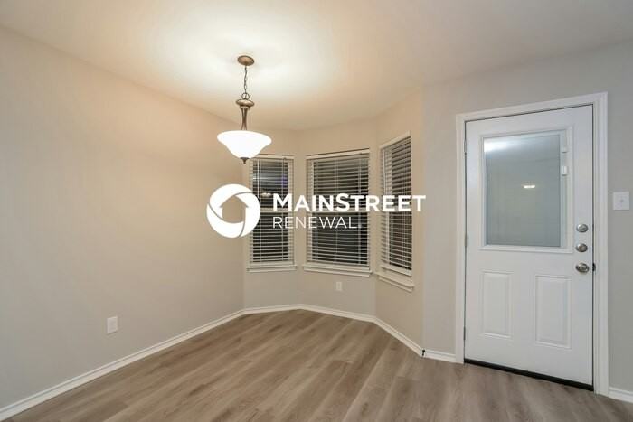10752 Many Oaks Dr - Photo 7 of 17