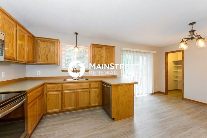 19507 Paradise Cir - Photo 6 of 18