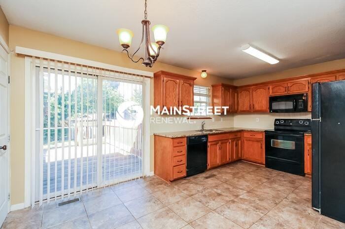 18508 E Blackhawk Trl - Photo 4 of 17