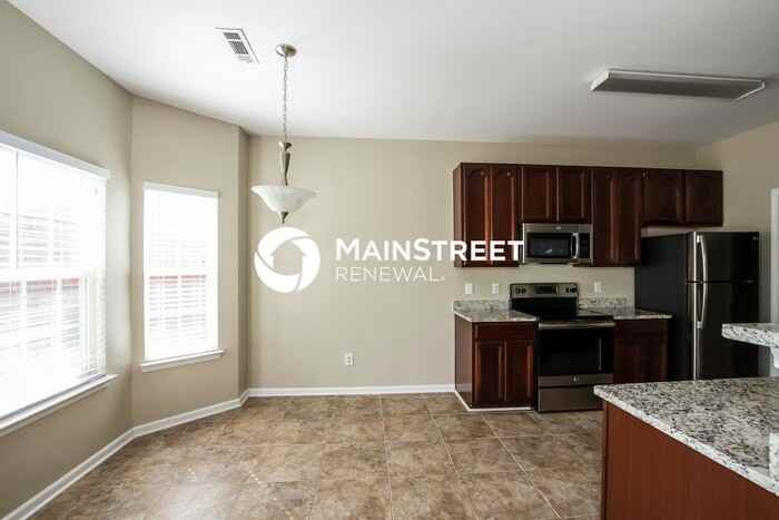 1308 Kersey Glen Ln - Photo 5 of 25