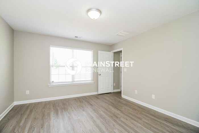 484 Bedford Knoll Dr - Photo 7 of 16