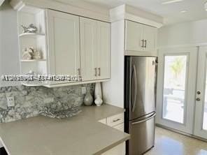 1721 Ne 55th St #1721 - Photo 3 of 12