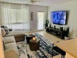 1721 Ne 55th St #1721 - Photo 6 of 12