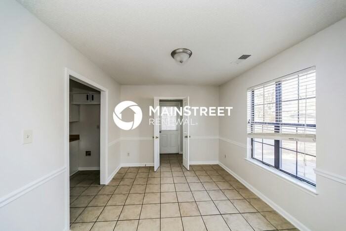 6233 Berry Hill Cv - Photo 5 of 16