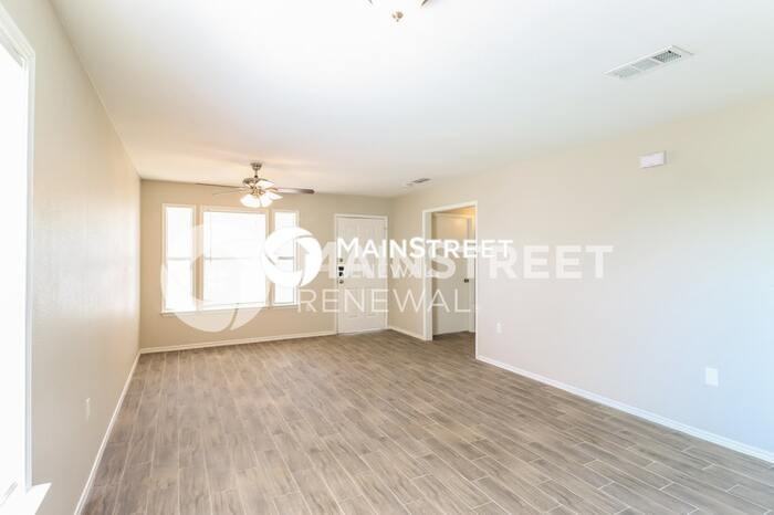 3520 Garrett Rd - Photo 3 of 17