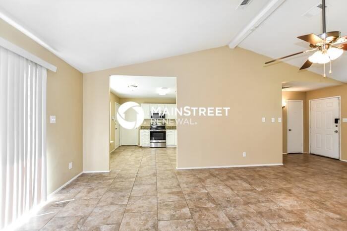 1724 Panola Dr - Photo 4 of 16