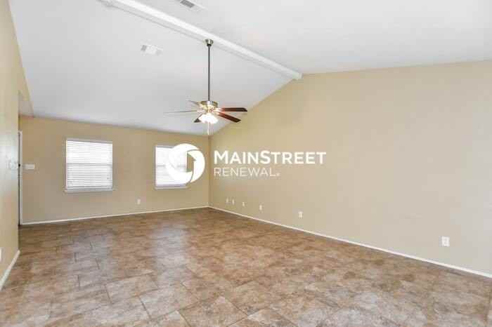 1724 Panola Dr - Photo 5 of 16