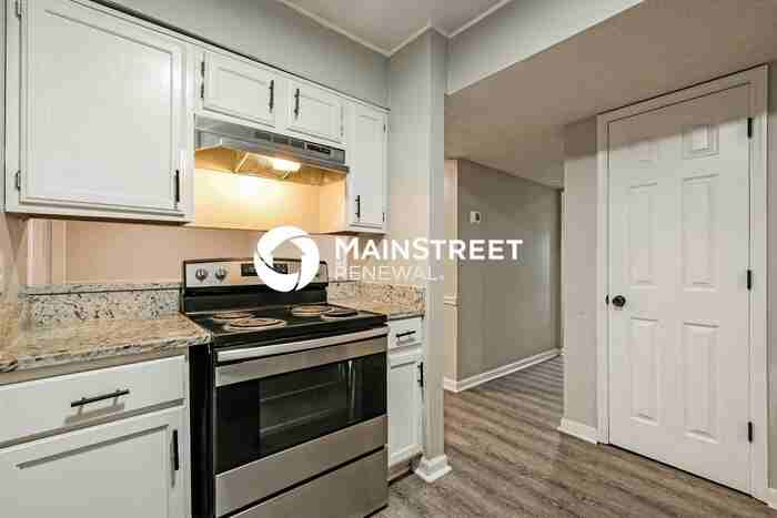 2047 Montgomery Trl - Photo 6 of 19