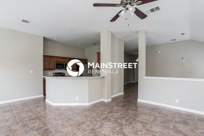 8430 Whitebrush - Photo 4 of 16