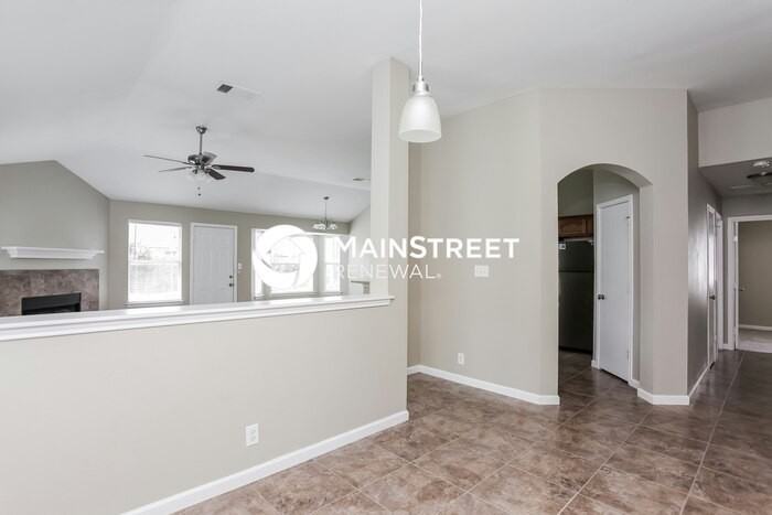 8430 Whitebrush - Photo 6 of 16