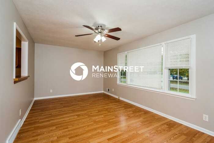4125 Sunflower Ave - Photo 5 of 18