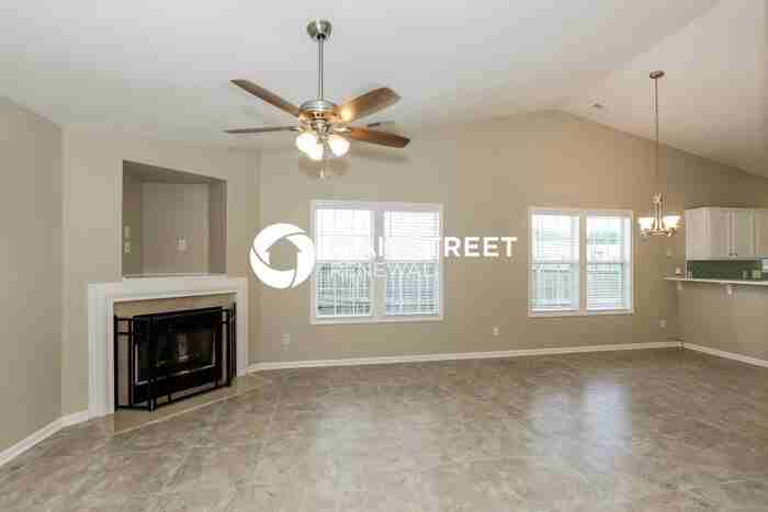 3019 Great Falls Dr - Photo 3 of 15