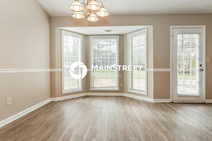 5791 Mistyview Dr - Photo 4 of 15