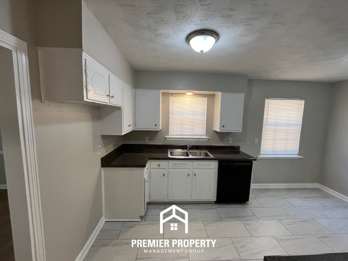 1873 Grovehaven Dr - Photo 5 of 26