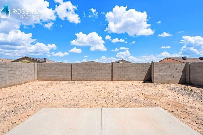 10758 W Carousel Dr #B - Photo 4 of 10