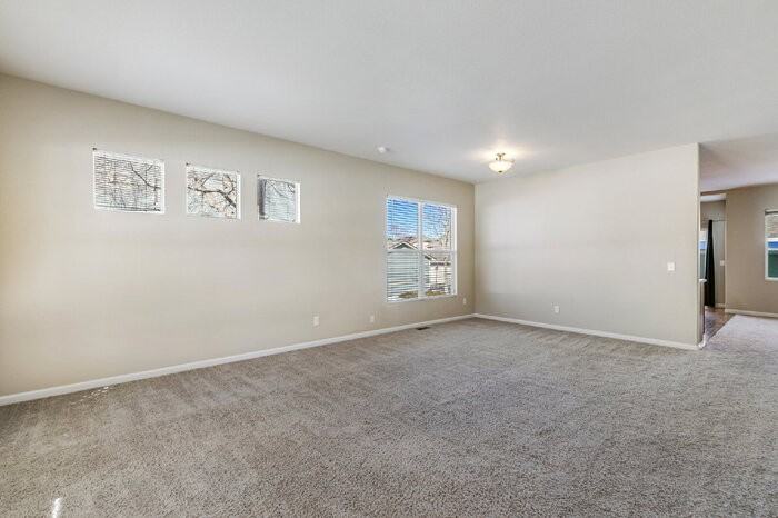 2208 Gilpin Ave - Photo 3 of 28