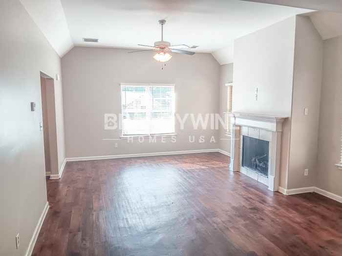 2260 Webbing Dr - Photo 2 of 25