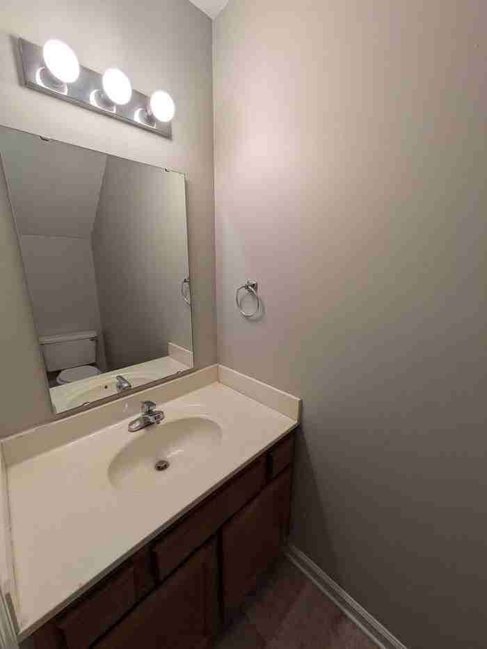 1327 14th Street Dr Ne - Photo 6 of 10