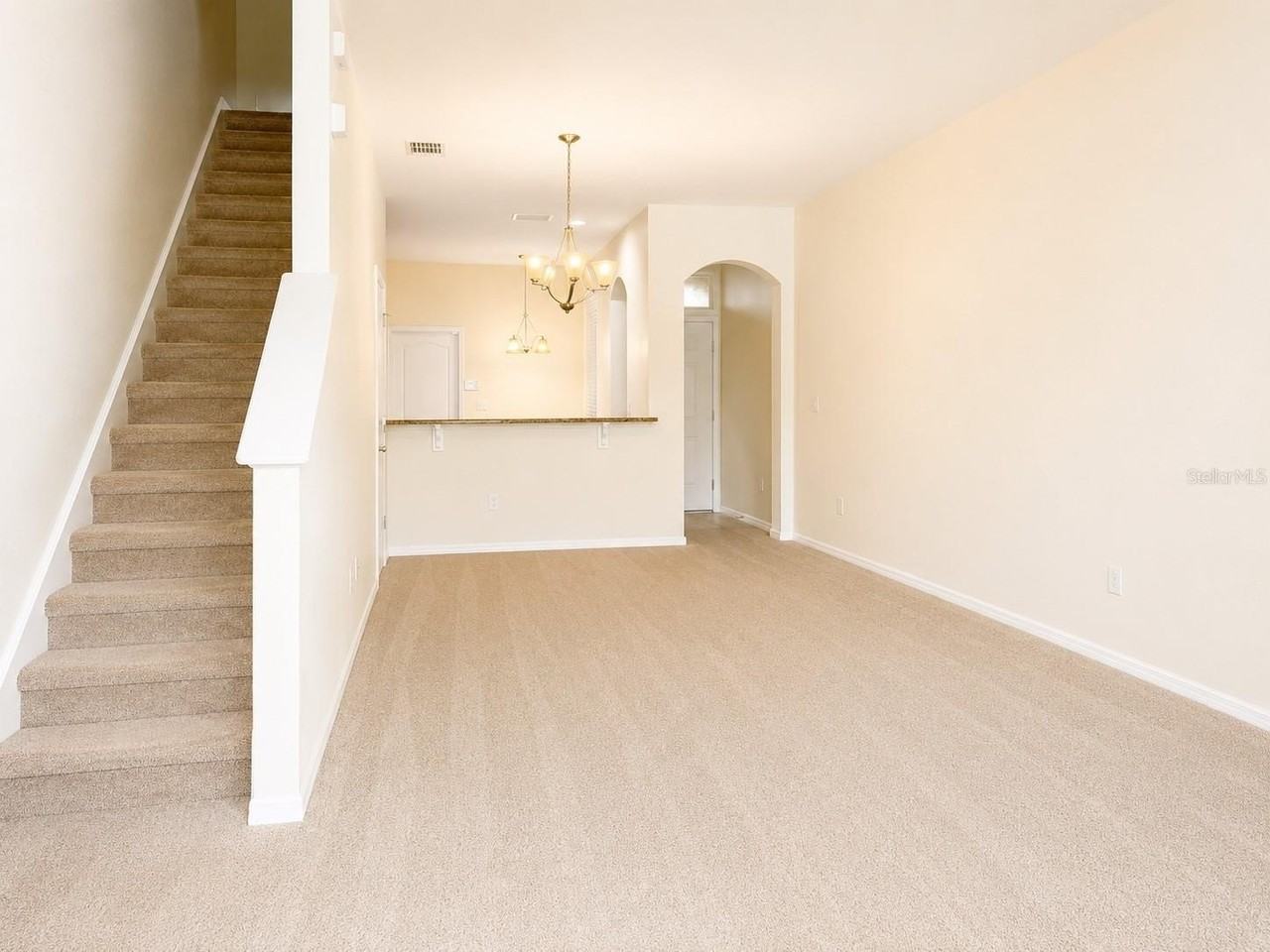 2119 Lennox Dale Ln - Photo 3 of 21