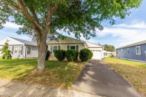 featured image of 12 Mayaquez Ln